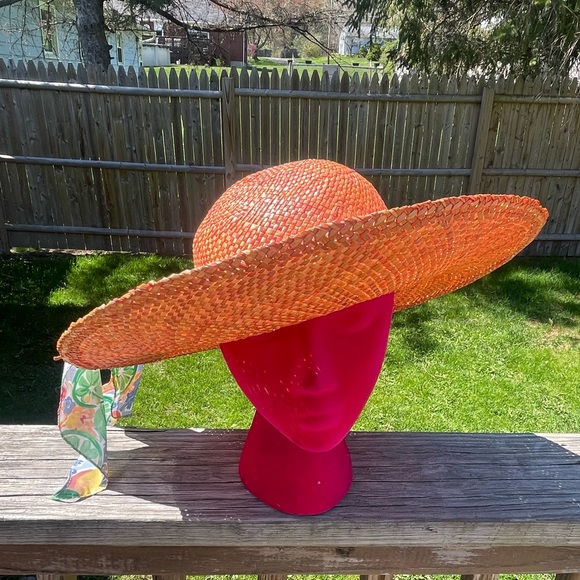 Vintage Straw Floral Beach Hat - Picture 2 of 5